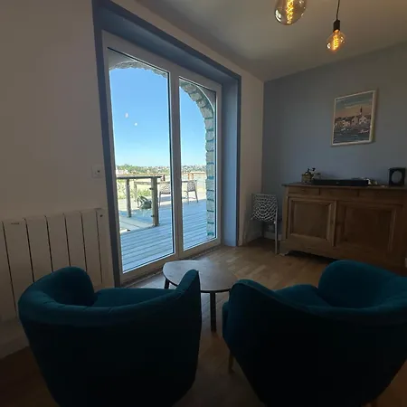 Дом отдыха Maison Spacieuse Morgat Vue Imprenable 5 Chambres, Terrasse Xxl Крозон